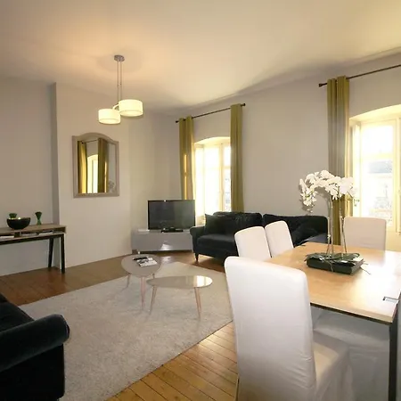 Locations - Quinconces Apartament *